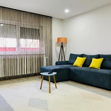 Comfy Apartment - Free Private Parking,Ac,Wi-Fi Carei Exterior foto