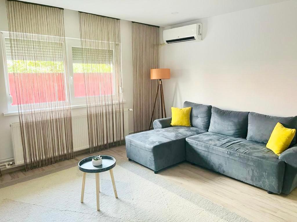 Comfy Apartment - Free Private Parking,Ac,Wi-Fi Carei Exterior foto
